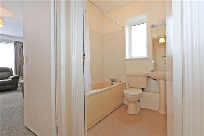 51 Town Court, Shannon, Co. Clare