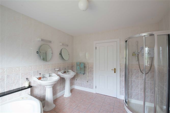 9 Brookfield, Haggardstown, Dundalk, Co. Louth, A91EY13, Blackrock, Louth