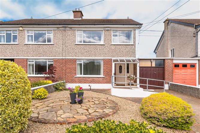13 Woodlands Park, Glenageary, County Dublin