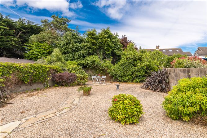 13 Woodlands Park, Glenageary, County Dublin