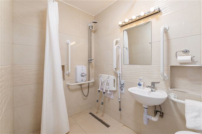 13 Woodlands Park, Glenageary, County Dublin