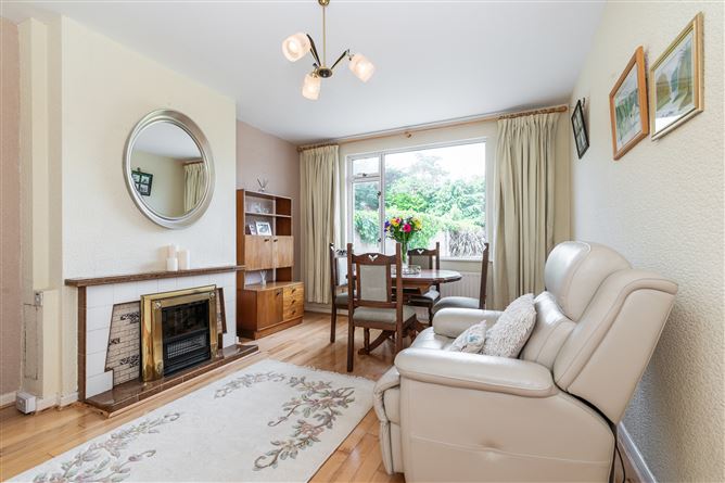 13 Woodlands Park, Glenageary, County Dublin