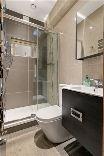 24 Adelphi House, Upper George's Street, Dun Laoghaire, Co. Dublin