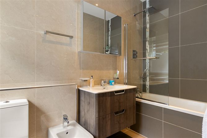 24 Adelphi House, Upper George's Street, Dun Laoghaire, Co. Dublin