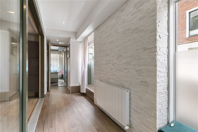 24 Adelphi House, Upper George's Street, Dun Laoghaire, Co. Dublin