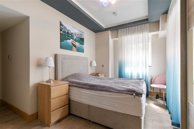 24 Adelphi House, Upper George's Street, Dun Laoghaire, Co. Dublin