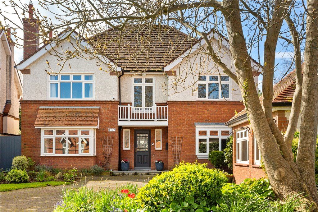 107 Hampton Park, St. Helen's Wood, Booterstown, Co. Dublin