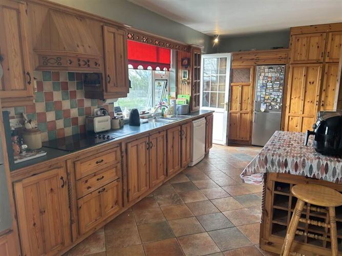 High Road, Friarstown, Grange, Kilmallock, Limerick