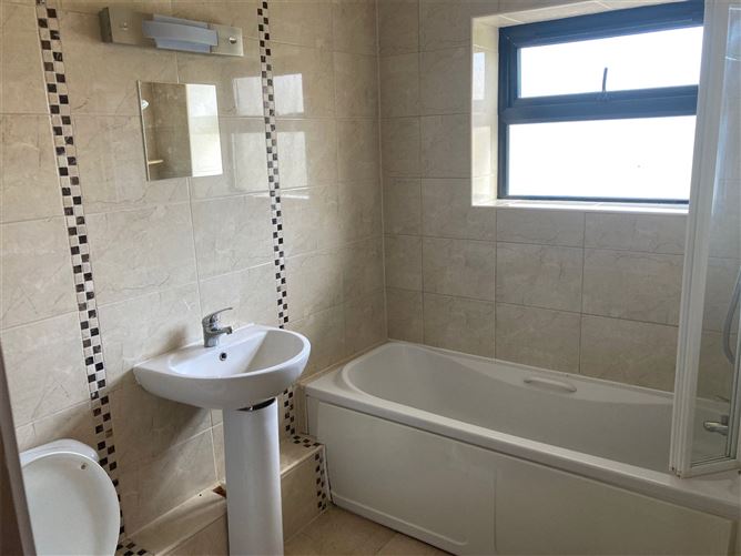 44 Greenfields, Lanesborough Road, Roscommon, Co. Roscommon