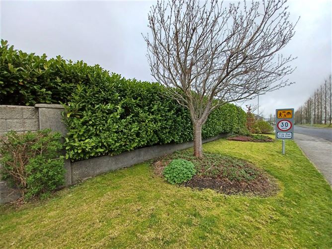 37 River Crest, Dublin Road, Tuam, Co. Galway