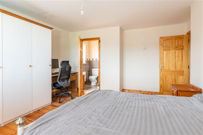 2 Pine Crescent, Drumgola Wood, Cavan