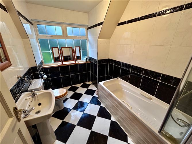 3 Ardcolm Drive, Rectory Hall, Castlebridge, Wexford