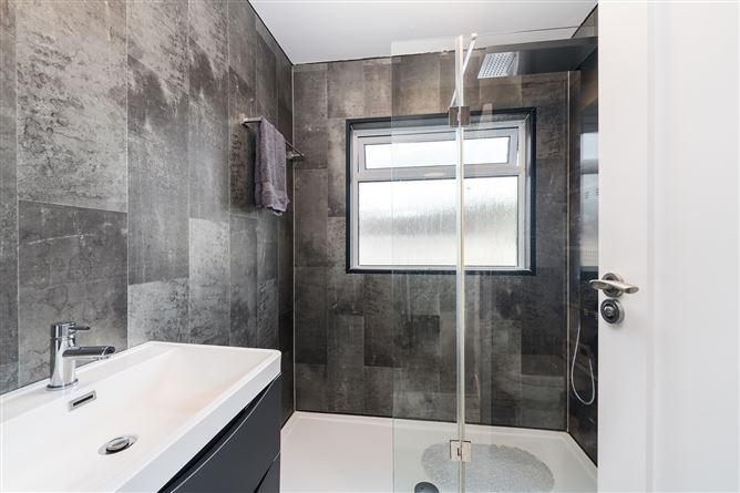 68 Kiltipper Drive, Aylesbury, Tallaght, Dublin 24