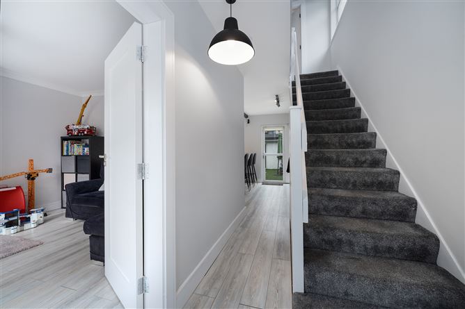 68 Kiltipper Drive, Aylesbury, Tallaght, Dublin 24