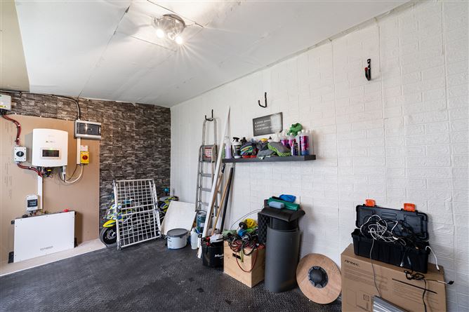 68 Kiltipper Drive, Aylesbury, Tallaght, Dublin 24
