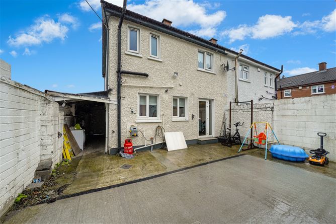 27 Kiltalown Road, Tallaght, Dublin 24