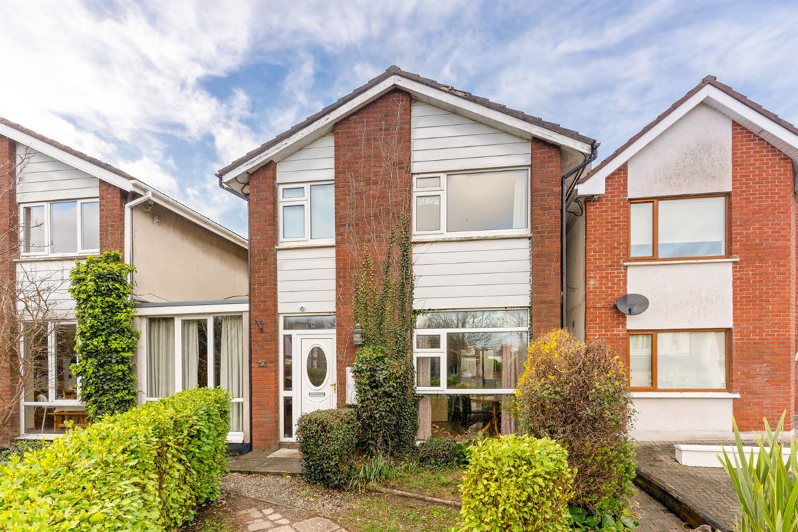 17 Cabinteely Crescent, Cabinteely, Co. Dublin