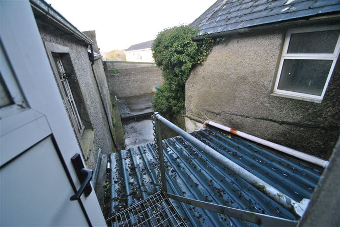 Main Street, Roscrea, Co. Tipperary