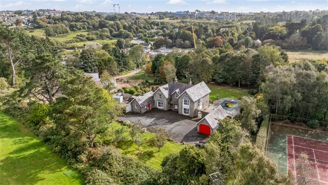 Pinehurst, Park, Wexford Town