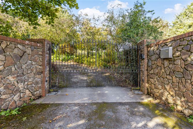 Pinehurst, Park, Wexford Town