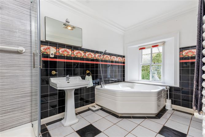 Pinehurst, Park, Wexford Town