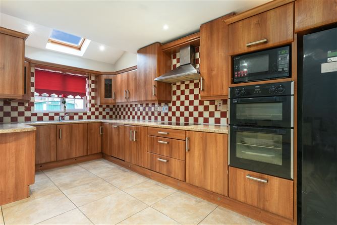 30 Ellensborough Close, Kiltipper, Dublin 24