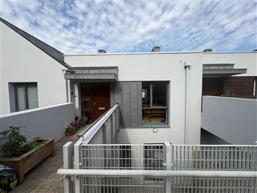 31 Copper Point, Schull,   West Cork