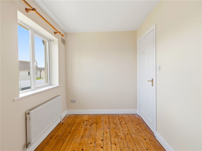 Photo 9 of 13 — No.78 Ashbrook, Enniscorthy, Wexford