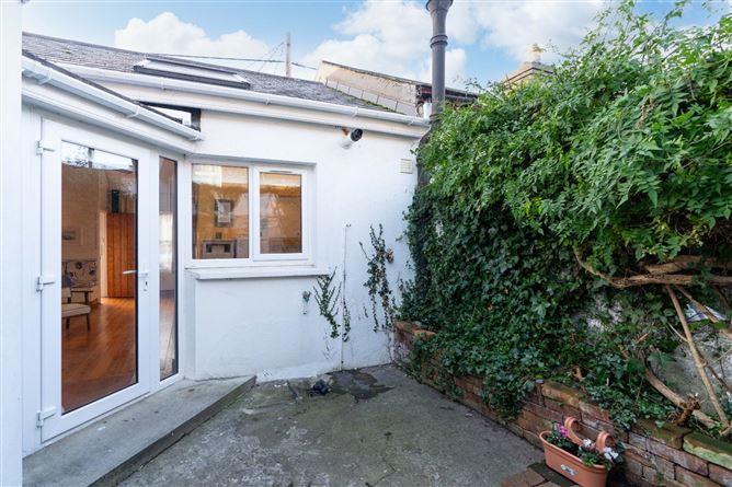 32 Findlater Street, Glasthule, Co. Dublin