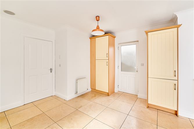 27 Newcastle Woods  Square, Enfield, Meath