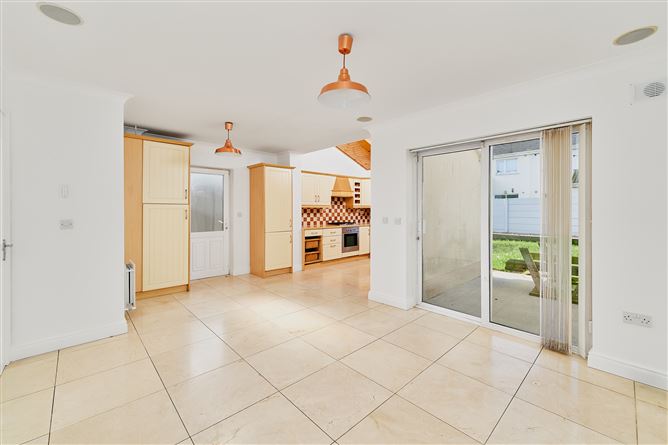 27 Newcastle Woods  Square, Enfield, Meath