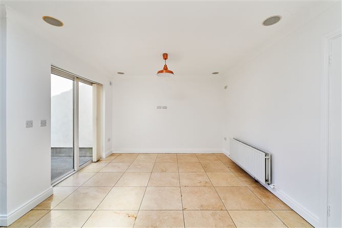 Photo 6 of 22 — 27 Newcastle Woods  Square, Enfield, Meath