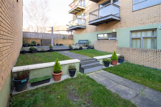 46 McGoverns Corner, The Coombe, Dublin 8