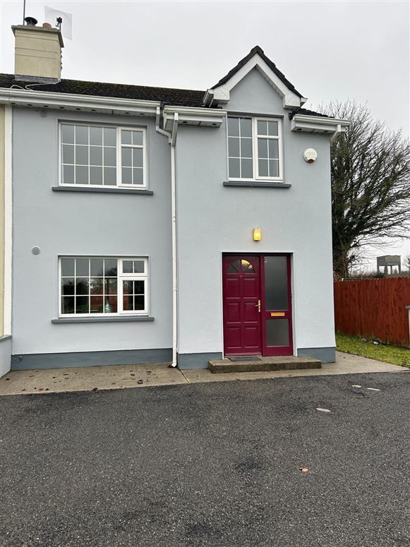 8 The Fair Green, Frenchpark, Roscommon