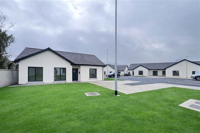 17 Drumquin Heights, Clonmel, County Tipperary