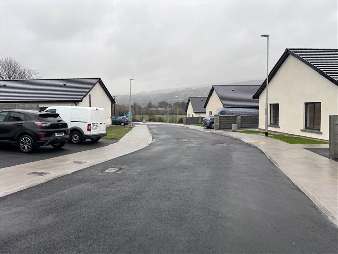 17 Drumquin Heights, Clonmel, County Tipperary