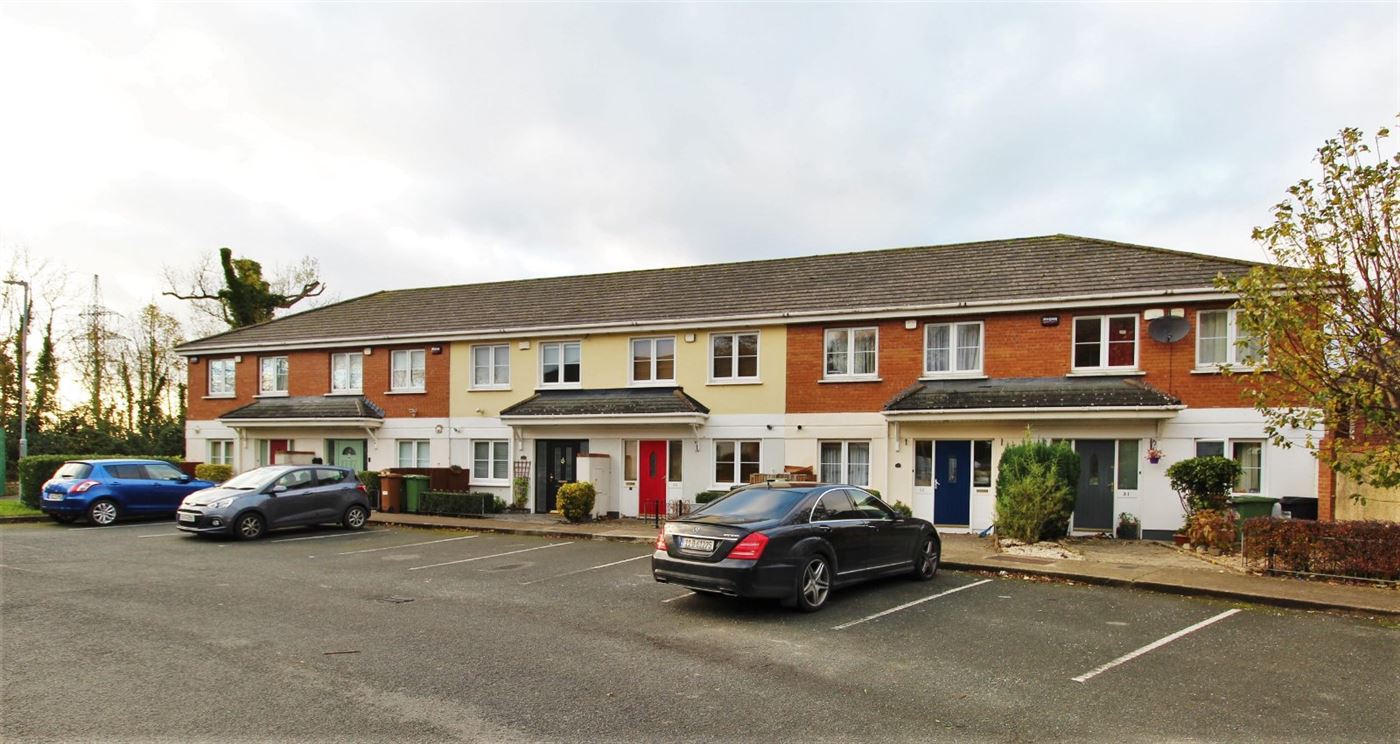 33 Curragh Hall Crescent, Tyrellstown, Dublin 15