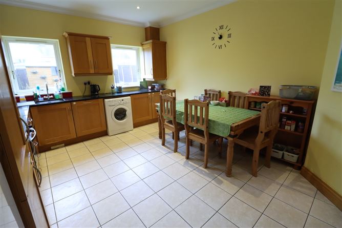 10 Cedarwood Drive, Castleheights, Carrigaline, Cork