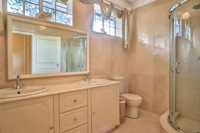 Private, Homestead Ave, Johannesburg
