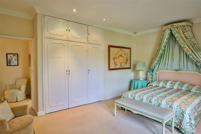 Private, Homestead Ave, Johannesburg