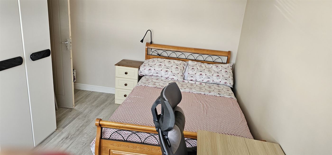 Double Bedroom, Dublin