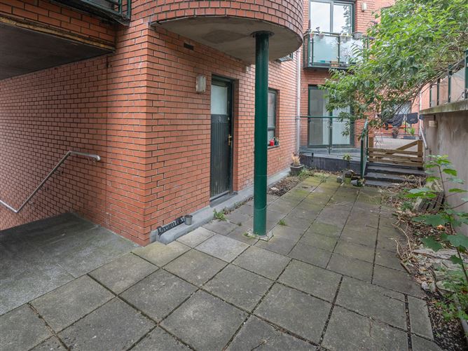 6 St. James Place, Dublin 8, Co. Dublin