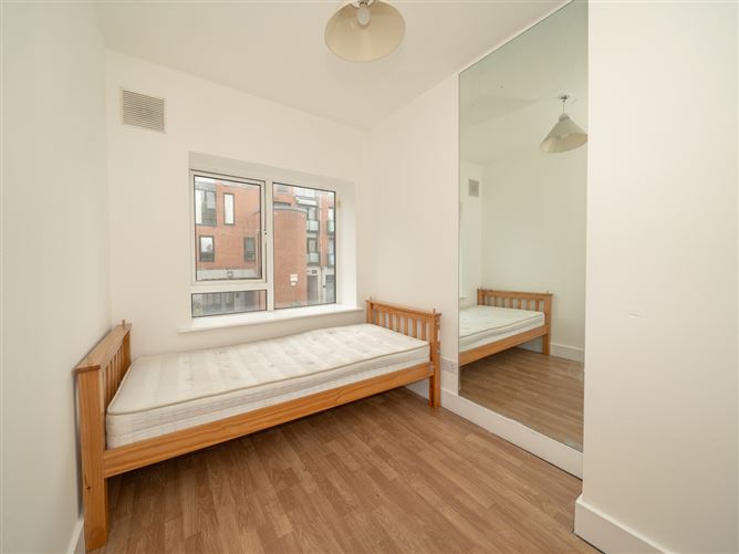 6 St. James Place, Dublin 8, Co. Dublin