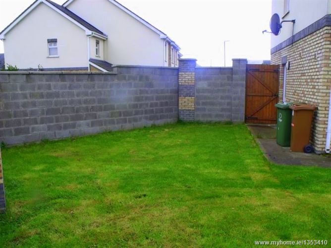 Photo 16 of 17 — 37 Melville Terrace, Finglas, Dublin 11, Finglas,  Dublin 11