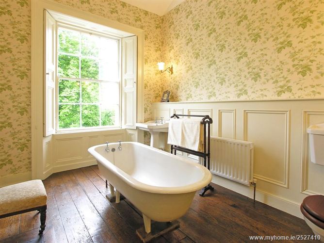 Tierhogar House on c. 46 Acres, Portarlington, Laois