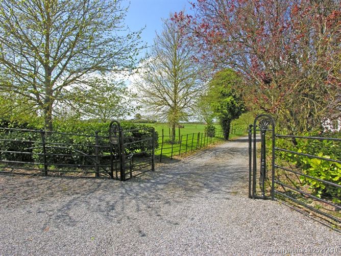 Tierhogar House on c. 46 Acres, Portarlington, Laois