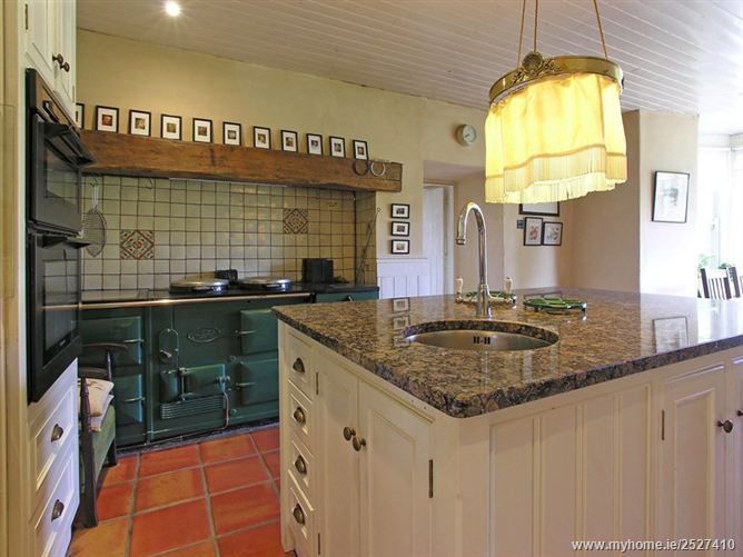 Tierhogar House on c. 46 Acres, Portarlington, Laois
