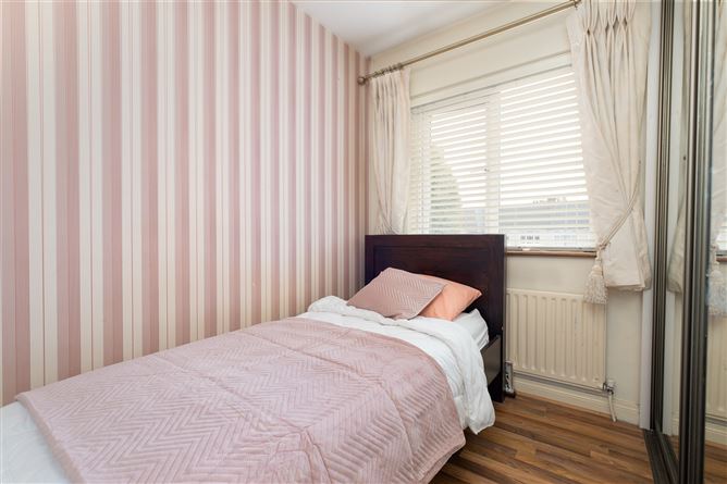 55 Woodford Downs, Clondalkin, Dublin 22
