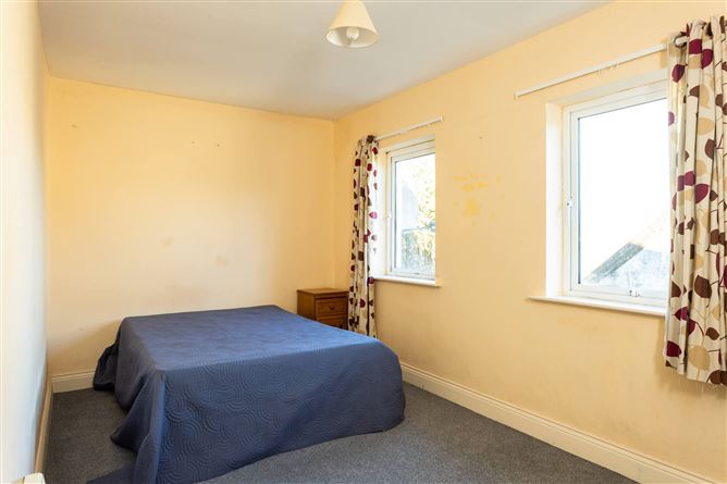 1 Sandlighter Court, College Road, Clonakilty, Co. Cork