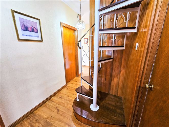 No. 46 Rathbawn Road , Castlebar, Mayo